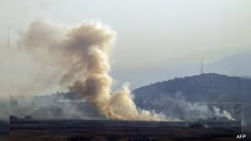 Israeli army blows up houses